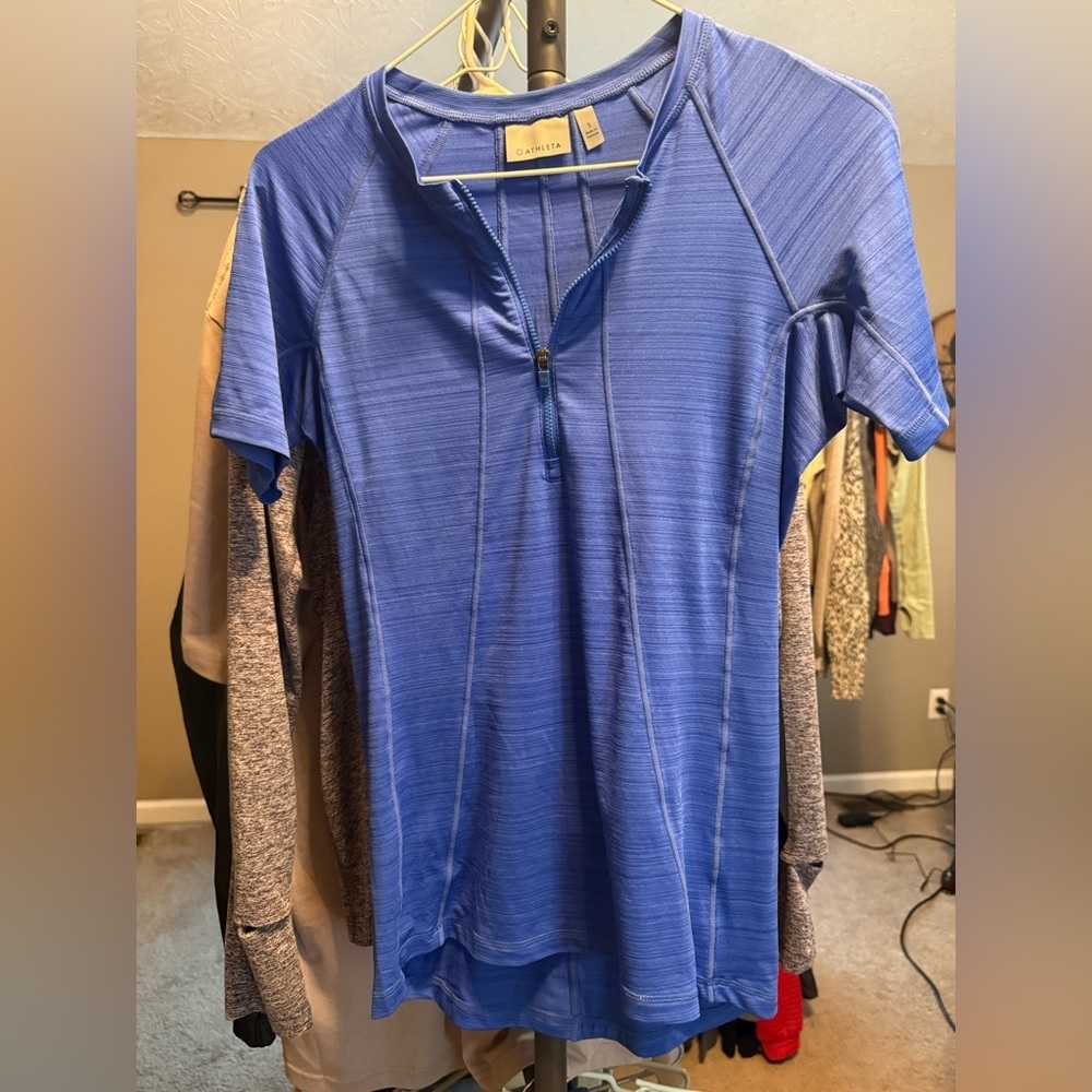 Athleta Uptempo Half-Zip Running Top | Size Small | Bright Periwinkle Blue - Picture 1 of 4